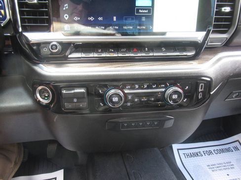 Used 2024 Chevrolet Silverado 2500 LT w/ All Star Edition AWD/4WD image 26