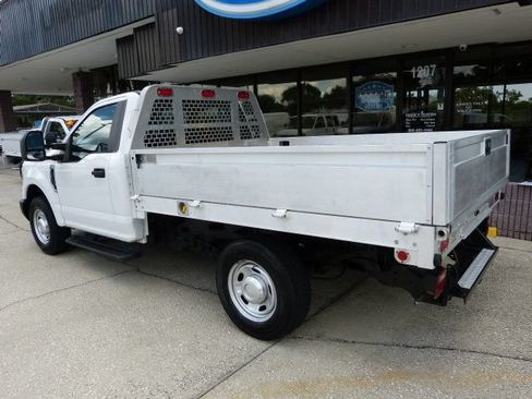 Used 2018 Ford F250 XL RWD image 3