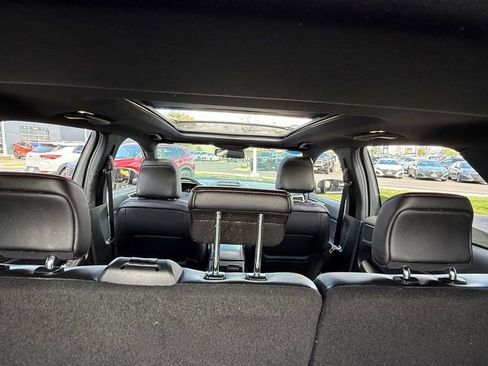 Used 2024 Ford Edge ST-Line AWD/4WD image 30