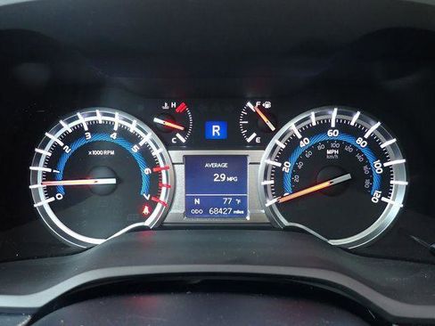 Certified 2018 Toyota 4Runner SR5 Premium image 29