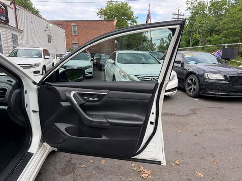 Used 2018 Nissan Altima 2.5 SR w/ SR Special Edition FWD image 41