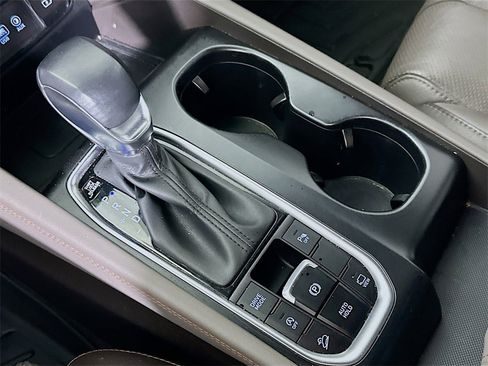 Used 2020 Hyundai Santa Fe Limited w/ Cargo Package image 31