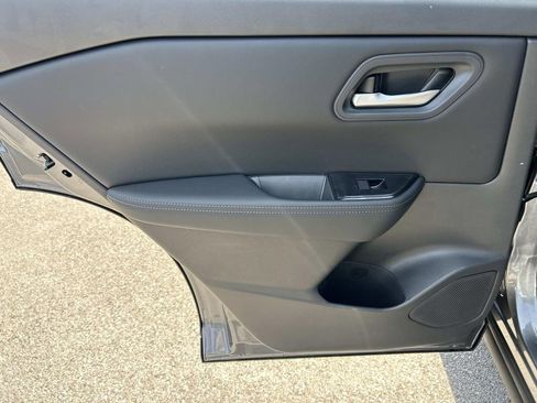 New 2026 Nissan Rogue SV FWD image 19