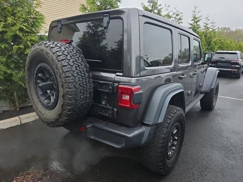 Used 2022 Jeep Wrangler Unlimited Rubicon w/ Xtreme Recon 35" Tire Package AWD/4WD image 3