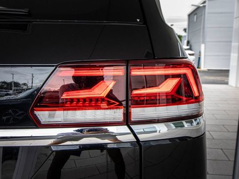Certified 2023 Volkswagen Atlas SE FWD image 14