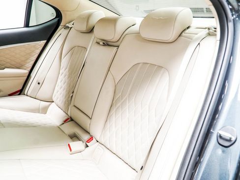 Used 2019 Genesis G70 3.3T Design image 49