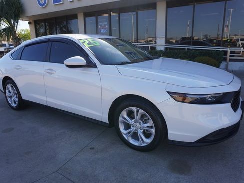 Used 2025 Honda Accord LX image 1
