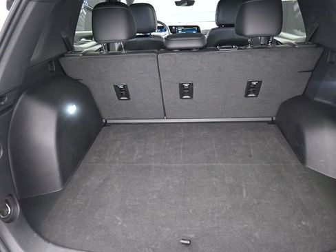 Used 2025 Chevrolet Equinox LT w/ Convenience Package II image 26