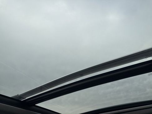 Used 2022 Toyota Highlander Platinum image 37