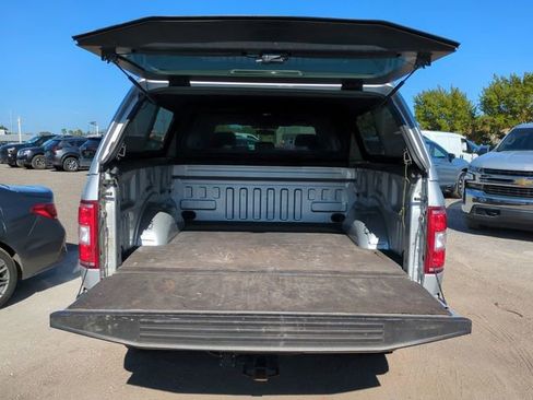 Used 2018 Ford F150 XLT image 14