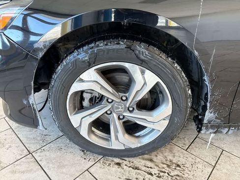 Used 2018 Honda Accord EX-L image 14