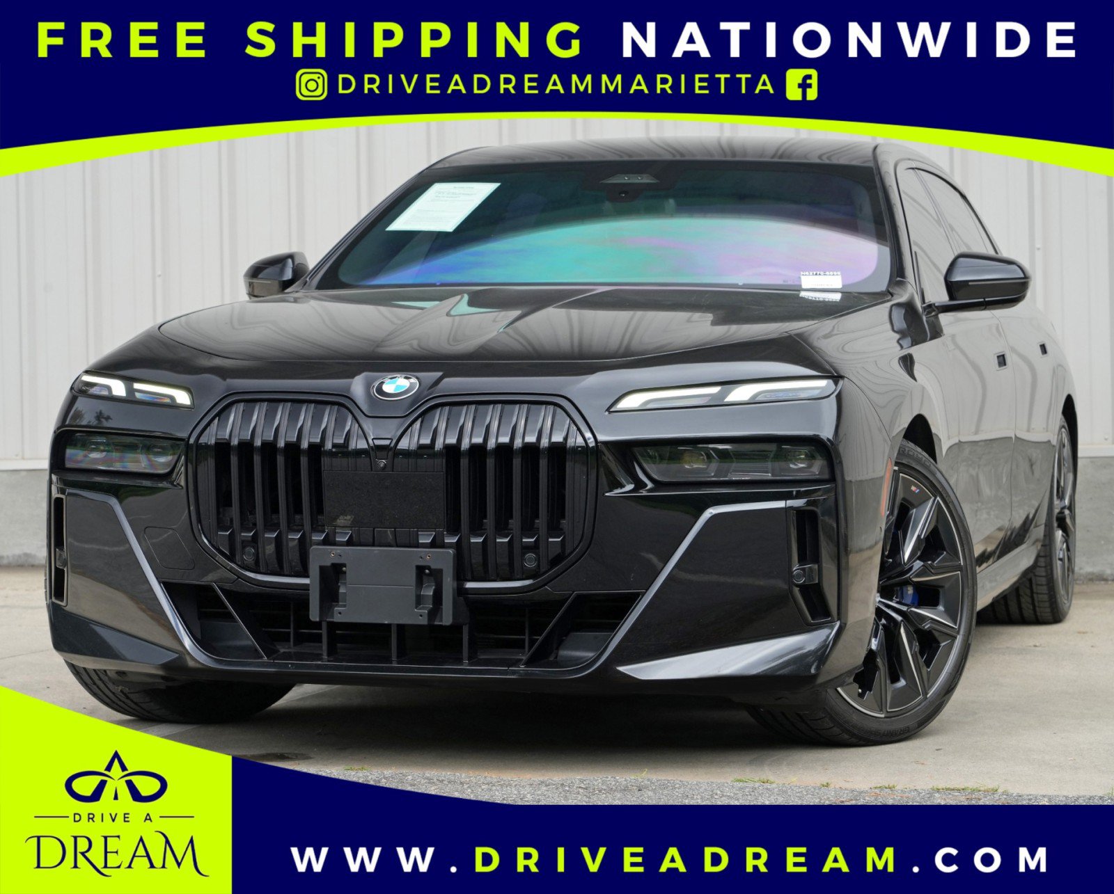 Used 2023 BMW 740i w/ Parking Assistance Package RWD image 1