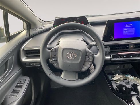 New 2026 Toyota Prius LE image 12