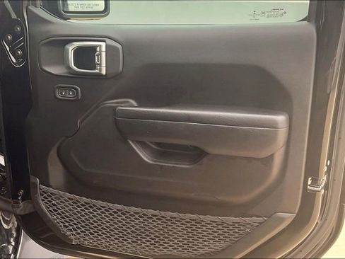 Used 2023 Jeep Wrangler Sport image 24