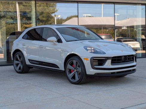 New 2026 Porsche Macan S AWD/4WD image 7