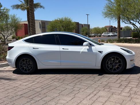 Used 2020 Tesla Model 3 Long Range AWD/4WD image 2