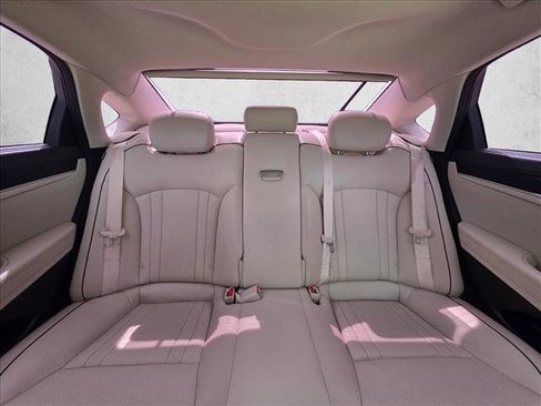 Used 2016 Hyundai Genesis 3.8 w/ Option Group 04 image 15