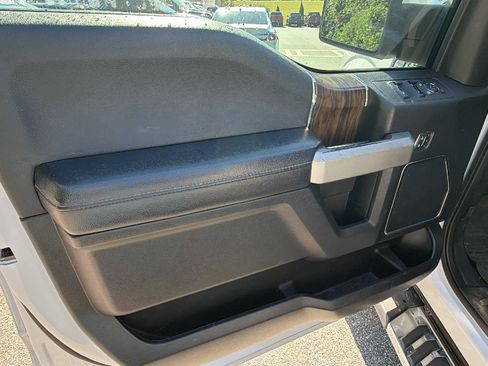 Used 2020 Ford F150 Lariat w/ Lariat Bed Utility Package AWD/4WD image 14