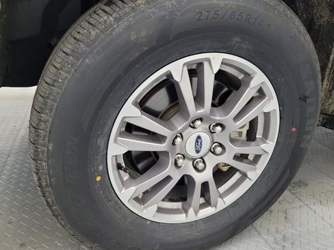 Used 2018 Ford F150 Lariat image 31