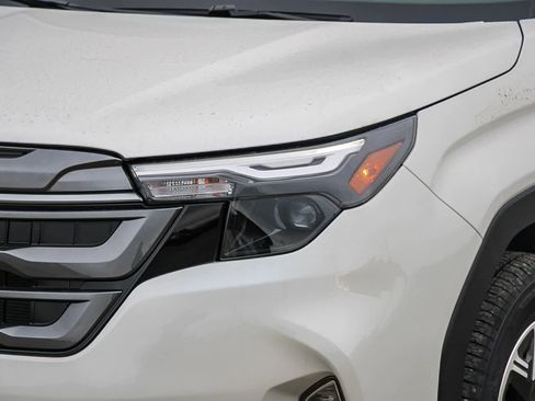 New 2026 Subaru Forester Premium image 8