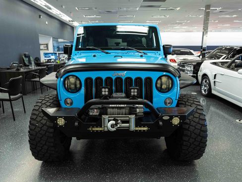Used 2017 Jeep Wrangler Unlimited Sport w/ Quick Order Package 24S AWD/4WD image 2