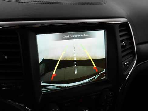 Used 2018 Jeep Grand Cherokee High Altitude AWD/4WD image 23