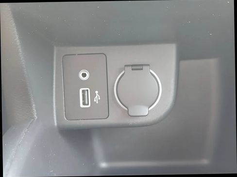 Used 2024 Nissan Kicks S FWD image 30