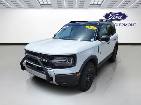 Used 2025 Ford Bronco Sport Badlands w/ Sasquatch Badlands Package AWD/4WD image 2