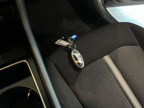 Used 2025 Hyundai Sonata SEL FWD image 21