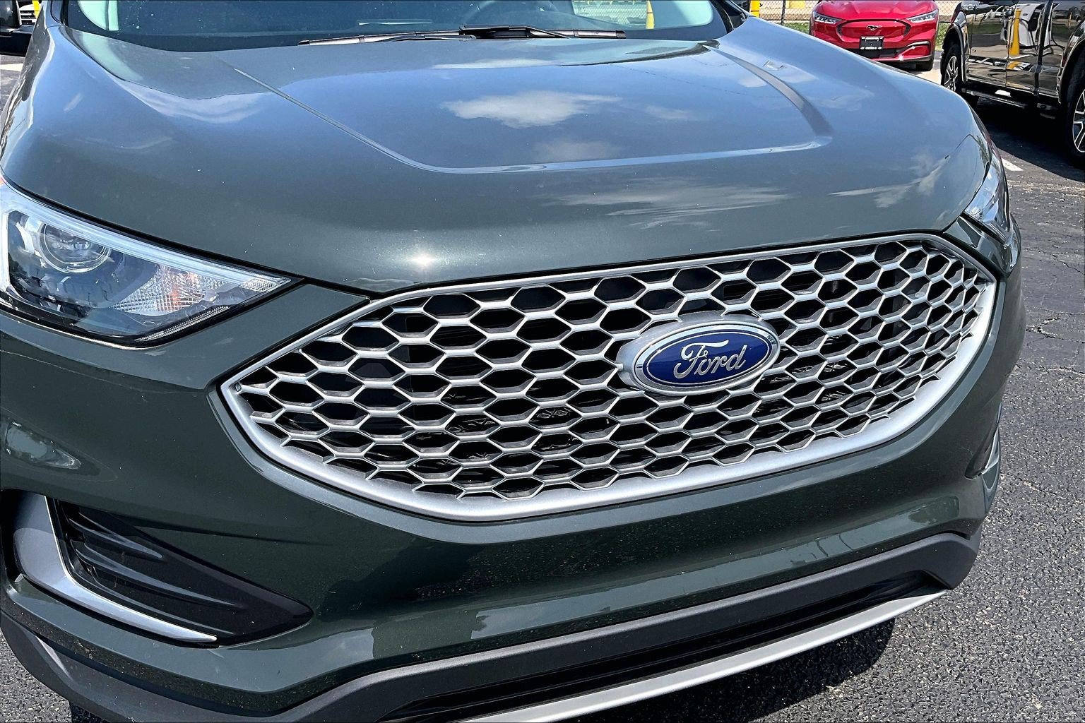 Used 2024 Ford Edge SEL AWD/4WD image 31