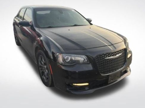 Used 2017 Chrysler 300 S w/ 300S Premium Group AWD/4WD image 3