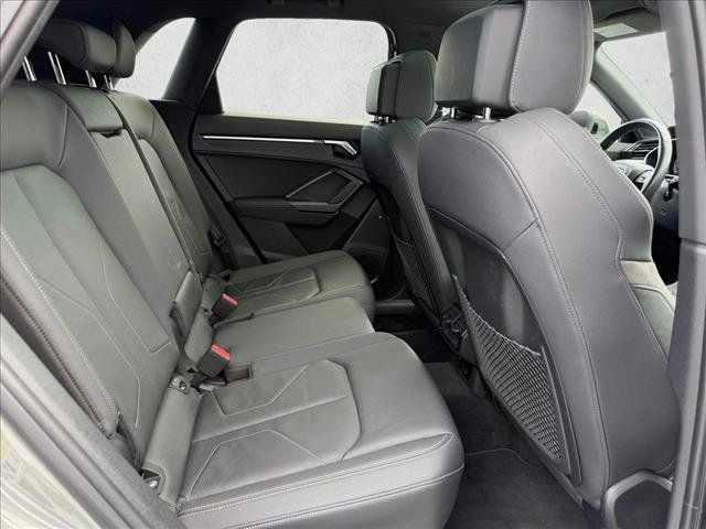 Used 2020 Audi Q3 2.0T Prestige w/ Prestige Package AWD/4WD image 22
