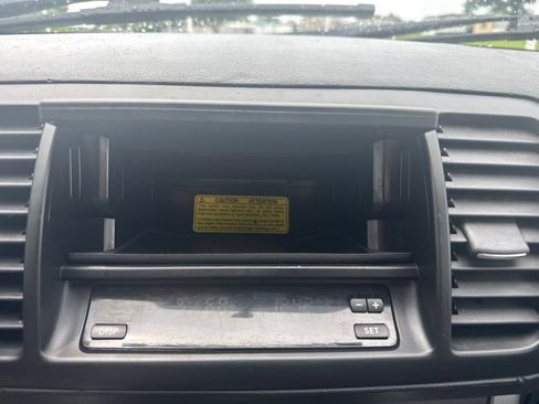 Used 2007 Subaru Outback 2.5i w/ Popular Equipment Group 2A AWD/4WD image 18