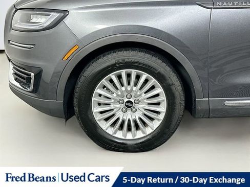 Used 2020 Lincoln Nautilus Premier image 32