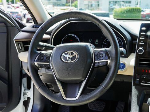 Certified 2021 Toyota Avalon XLE FWD image 26