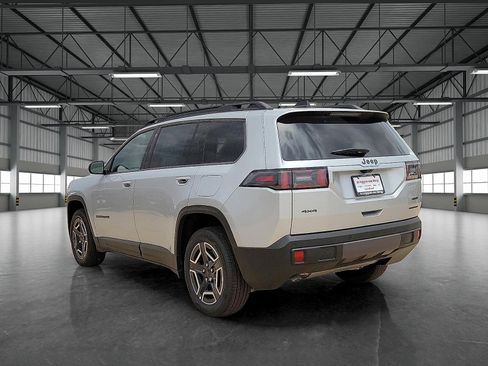 New 2026 Jeep Cherokee Laredo AWD/4WD image 3