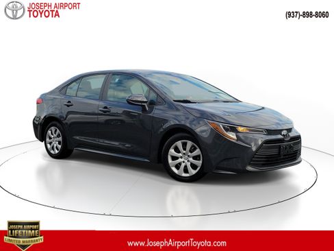 Used 2024 Toyota Corolla LE FWD image 1