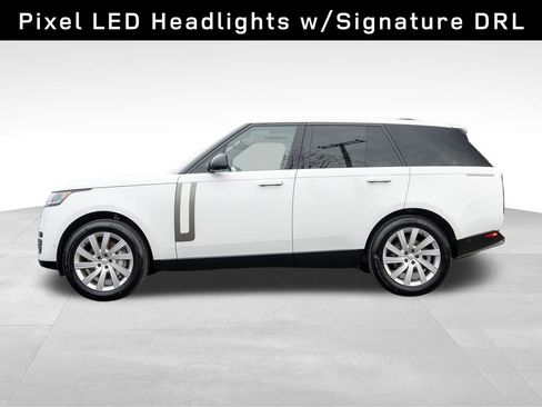 Used 2025 Land Rover Range Rover SE image 7