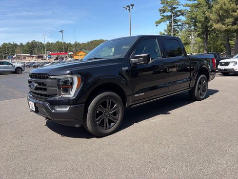 Used 2021 Ford F150 Lariat w/ Equipment Group 502A High AWD/4WD image 3