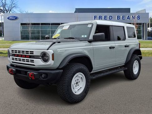 Used 2023 Ford Bronco Heritage Edition AWD/4WD image 4