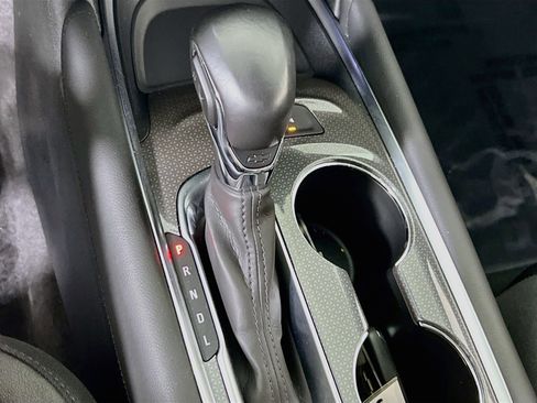 Used 2021 Chevrolet Malibu LT w/ Leather Package FWD image 16
