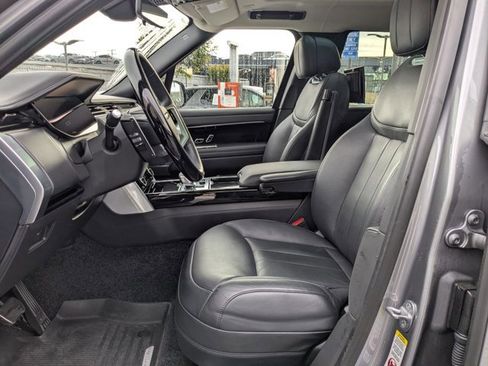 Used 2023 Land Rover Range Rover Autobiography image 17