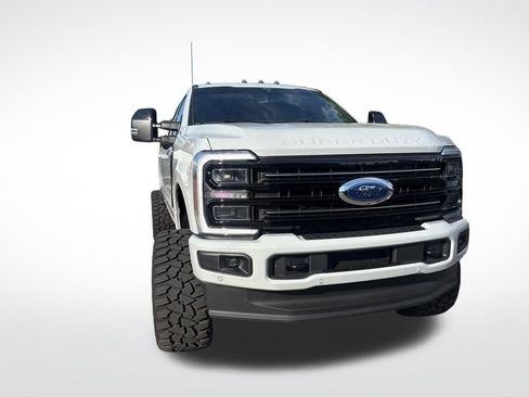 Used 2026 Ford F250 Platinum image 7