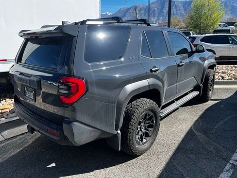 Used 2025 Toyota 4Runner SR5 image 10