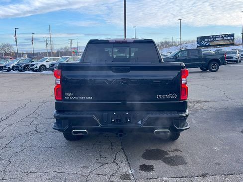 Used 2022 Chevrolet Silverado 1500 High Country w/ Z71 Off-Road Package image 5