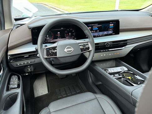 Used 2025 Nissan Murano Platinum w/ Cargo Package AWD/4WD image 19