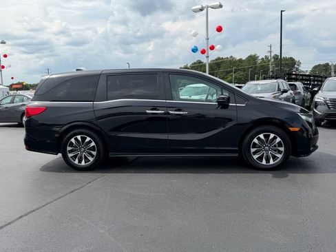 Used 2024 Honda Odyssey EX-L image 4
