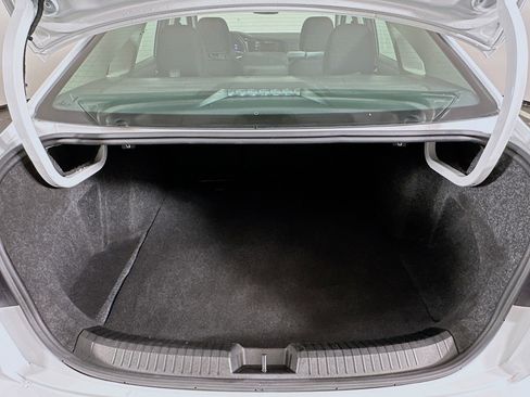 Used 2024 Volkswagen Jetta S image 27