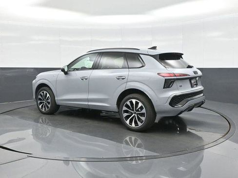 New 2026 Audi Q3 quattro 2.0T AWD/4WD image 5