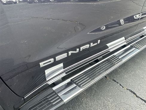 Used 2023 GMC Sierra 1500 Denali AWD/4WD image 32